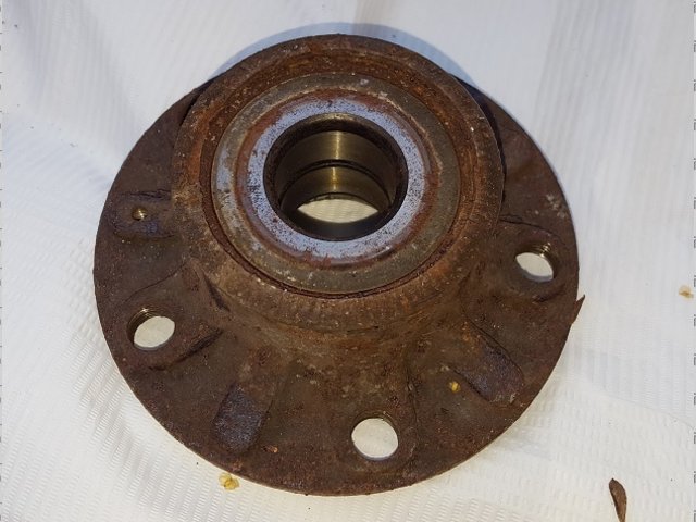 Unknown rear hub